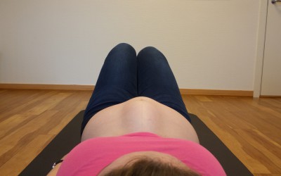 Står magen din opp som en pyramide når du tar en sit-up?