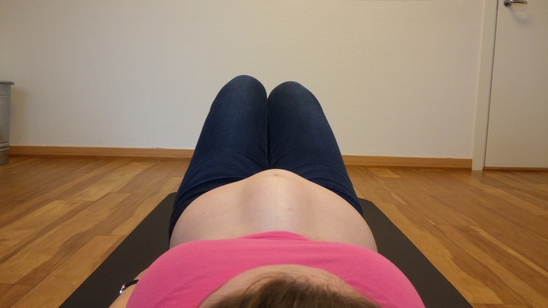 Står magen din opp som en pyramide når du tar en sit-up?